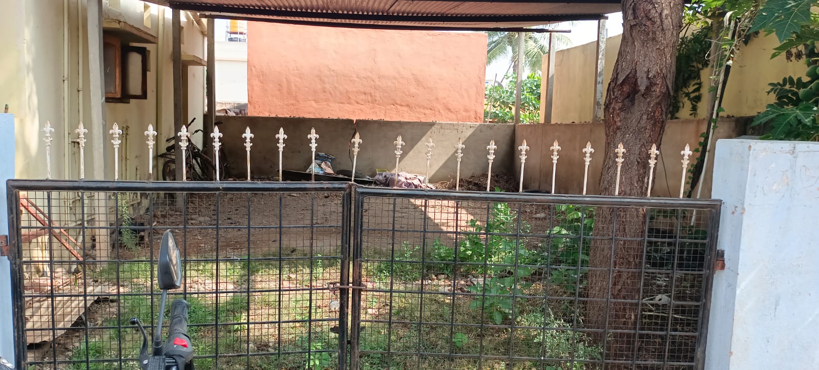 OPEN PLOT