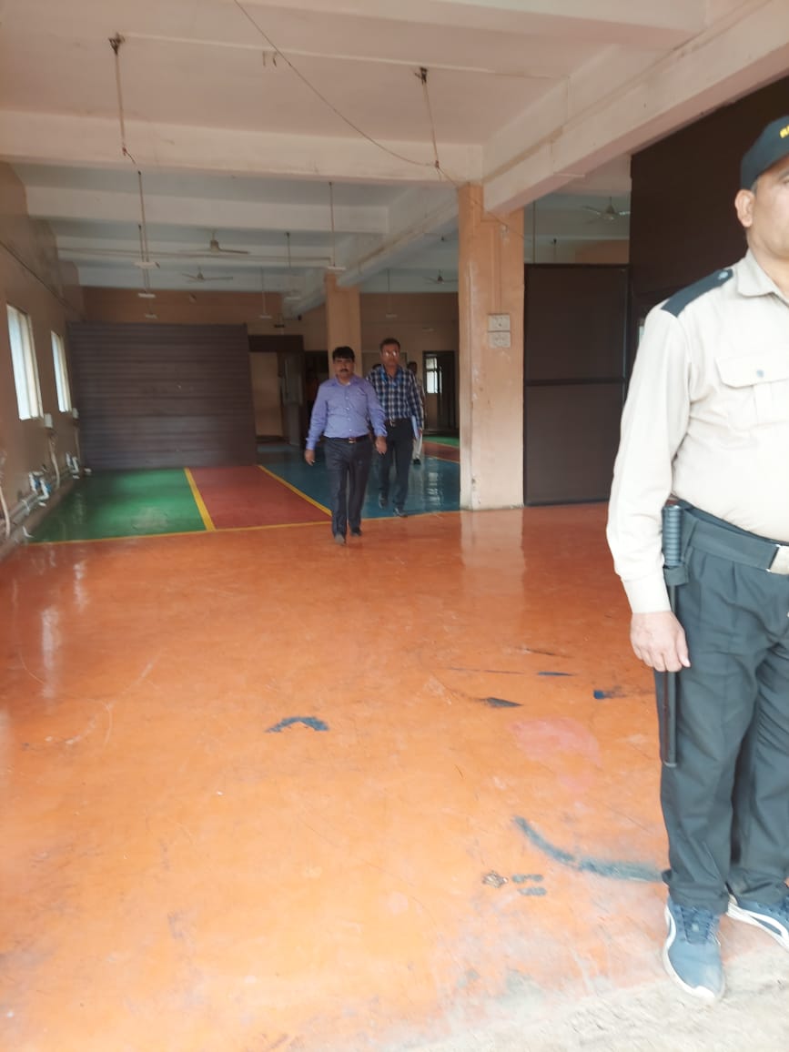 Hall 1